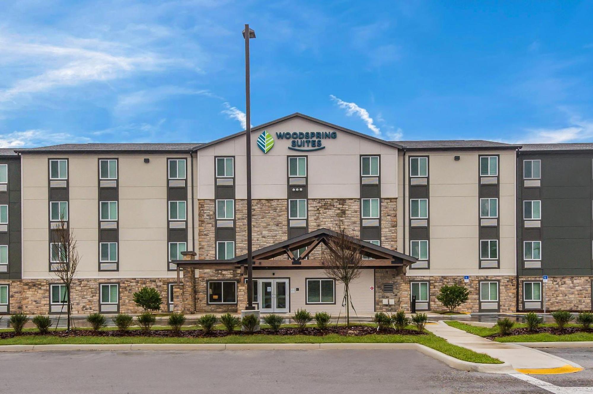 Hotel Woodspring Airport North Veterans Expressway West Chase